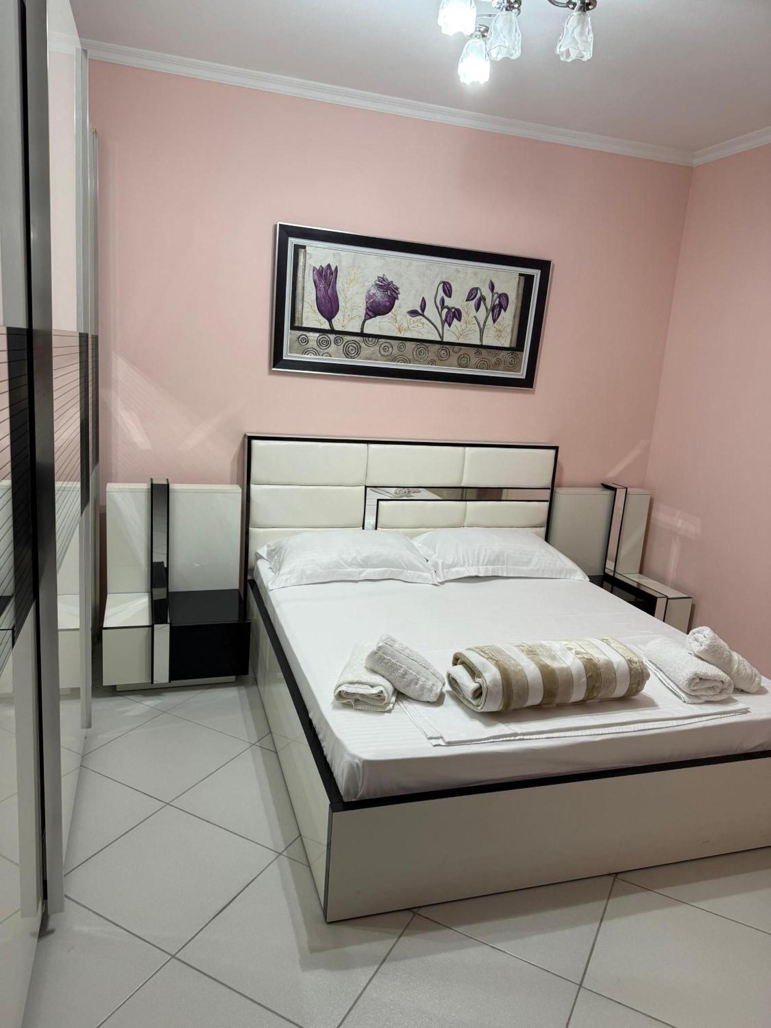Amy'S Luxury Appartment Shkodra Exterior foto